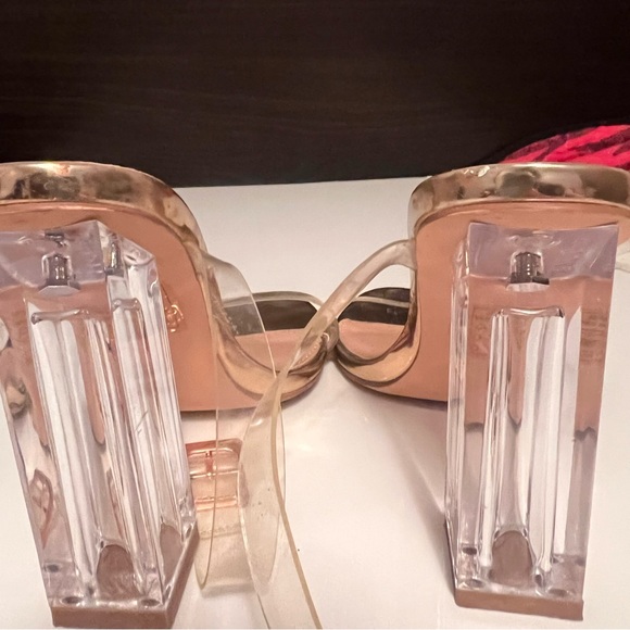 Classy glass High Heels in Rose Gold Colour - Picture 9 of 12